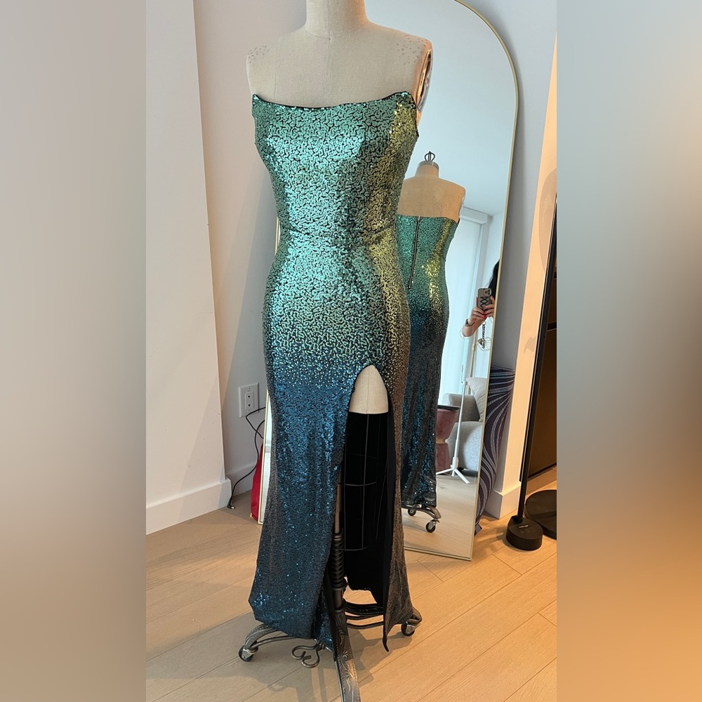 Elegant Strapless Teal Sequin Gown